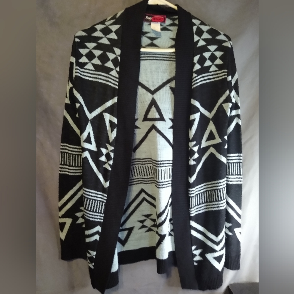Say what cardigan geometric Pattern Black and White Sweater